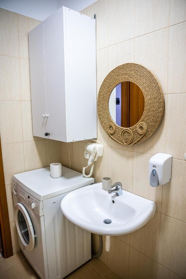 Vibe Studio Apartment Tirana Bagian luar foto